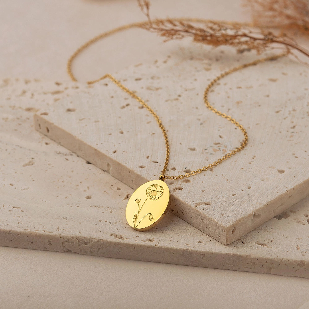 "I Love You Mom" Oval Birth Flower Necklace