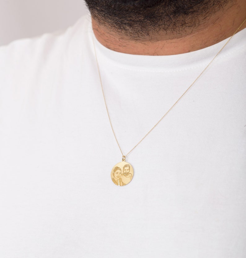 Personalized Picture Disc Engraved Photo Necklace